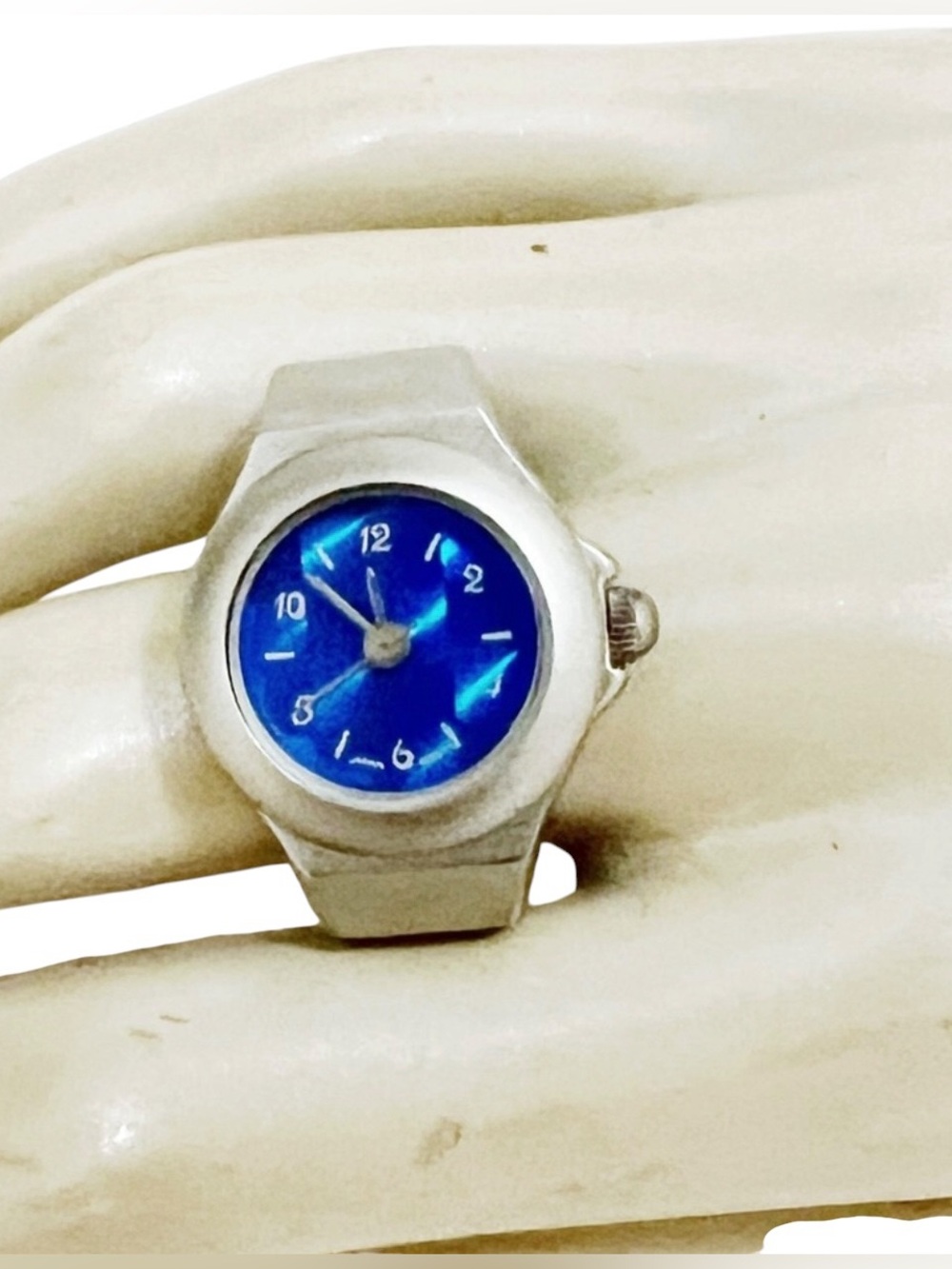 Vintage Digits Finger Ring watch Japan Movement Stainless Steel